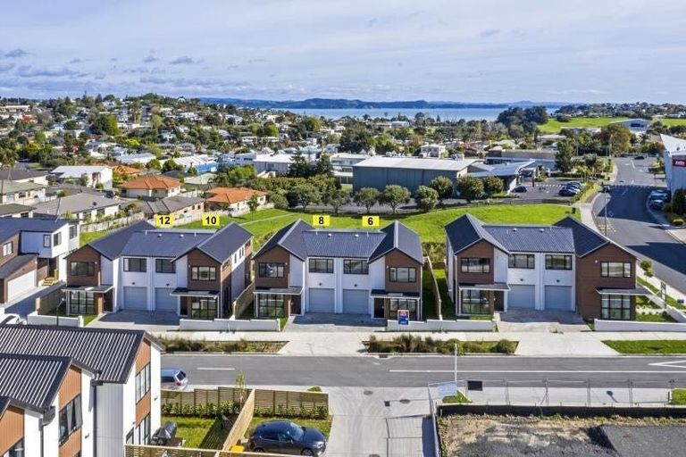 Photo of property in 8 Seafarer Crescent, Stanmore Bay, Whangaparaoa, 0932