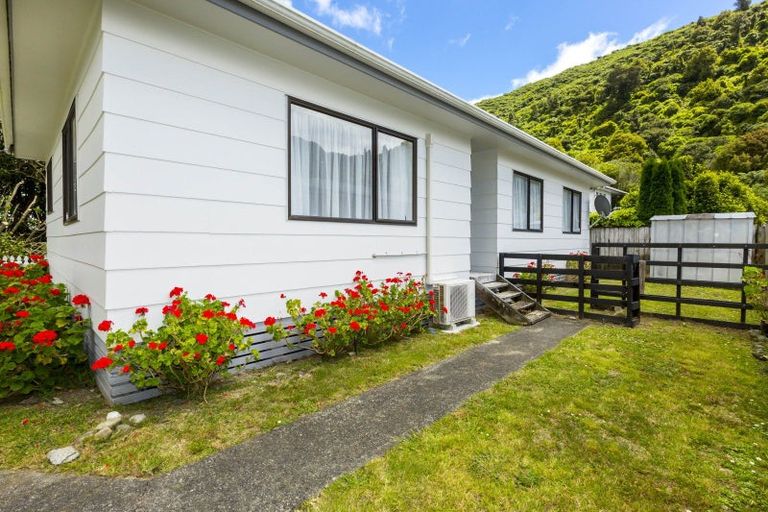 Photo of property in 36a Black Beech Street, Birchville, Upper Hutt, 5018
