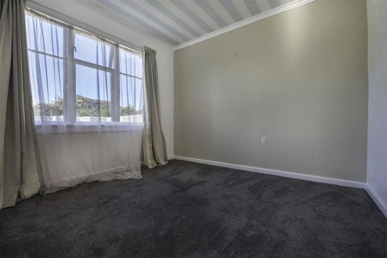 Photo of property in 11 Tripoli Street, Onekawa, Napier, 4110