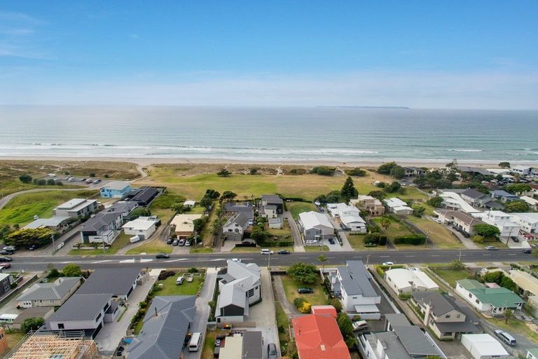 Photo of property in 1022a Papamoa Beach Road, Papamoa Beach, Papamoa, 3118