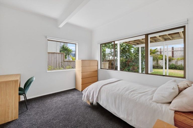 Photo of property in 4 Oceanbeach Road, Mount Maunganui, 3116