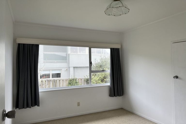 Photo of property in 11 Whitby Crescent, Mairangi Bay, Auckland, 0630