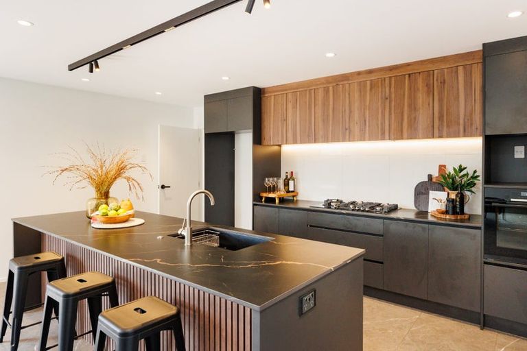 Photo of property in 26 Silicon Way, Fitzherbert, Palmerston North, 4410