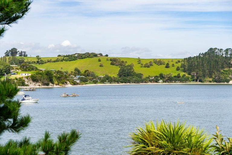 Photo of property in 16 Fisher Street, Pahi, Paparoa, 0571