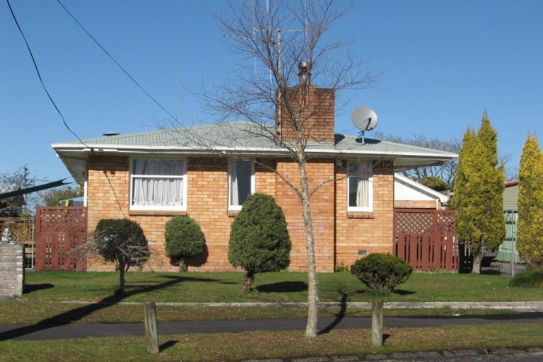Photo of property in 8 Betley Crescent, Fairview Downs, Hamilton, 3214