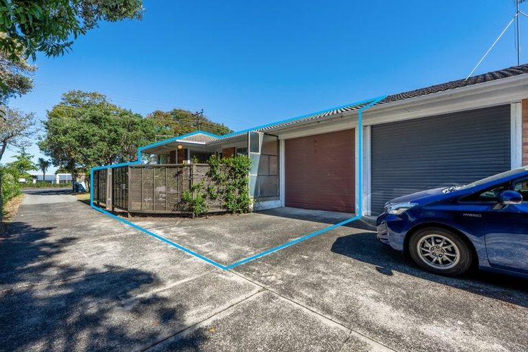 Photo of property in 1/153 Shakespeare Road, Milford, Auckland, 0620