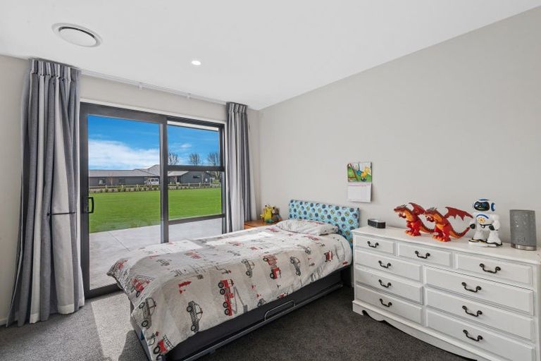 Photo of property in 74 Haymakers Crescent, Rolleston, 7614