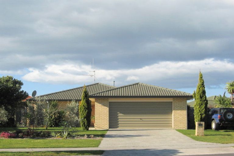 Photo of property in 675 Gloucester Road, Papamoa Beach, Papamoa, 3118