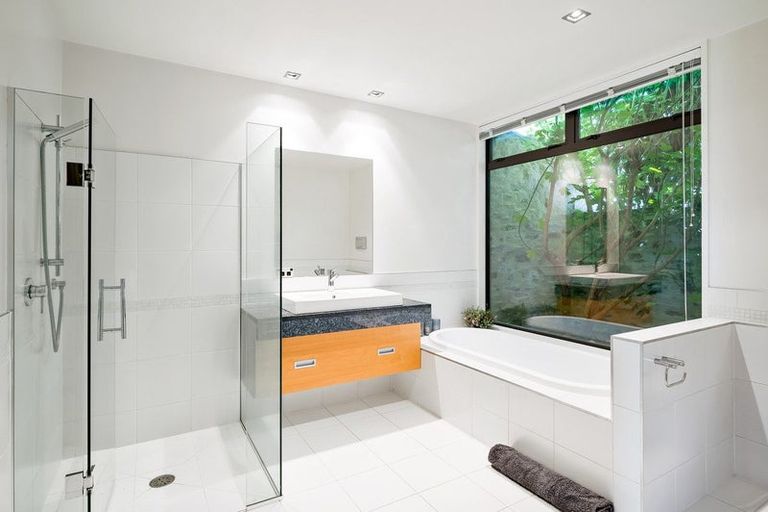 Photo of property in 837f Lake Hawea-albert Town Road, Albert Town, Wanaka, 9382