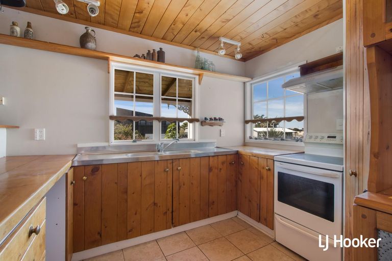Photo of property in 4 Adela Stewart Drive West, Athenree, Katikati, 3177