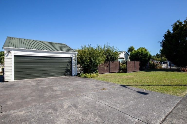 Photo of property in 57 Hayward Road, Ngatea, 3503