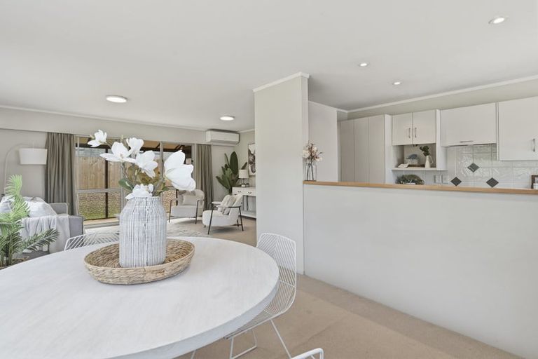 Photo of property in 104 Hinewa Road, Otumoetai, Tauranga, 3110