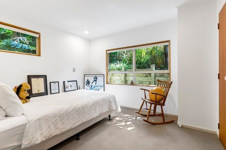 Photo of property in 1/28 Beulah Avenue, Rothesay Bay, Auckland, 0630