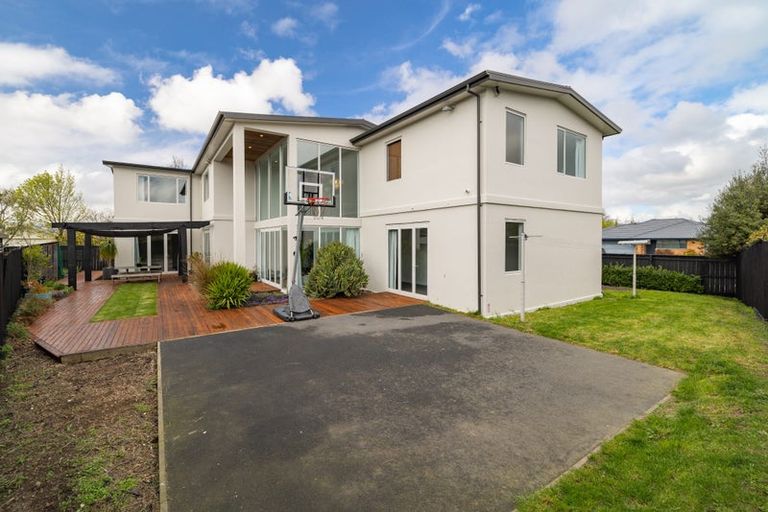 Photo of property in 92 Bibiana Street, Aidanfield, Christchurch, 8025