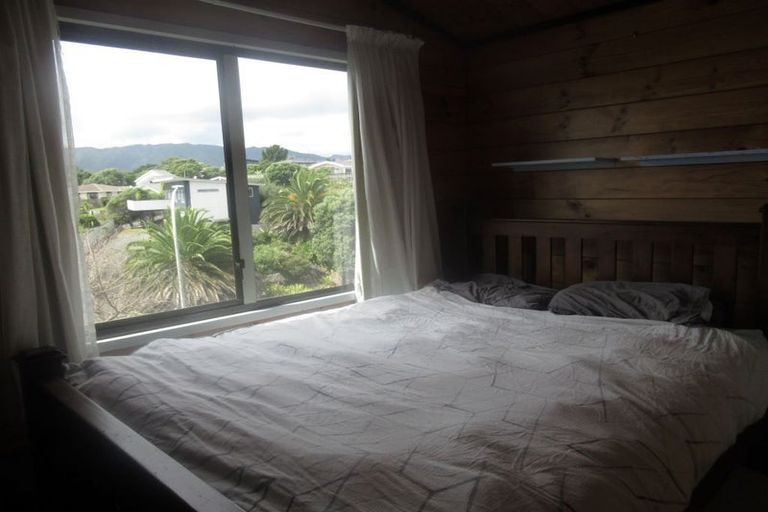 Photo of property in 21 Weggery Drive, Waikanae Beach, Waikanae, 5036