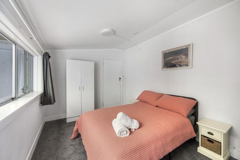 Photo of property in 6 Shelley Street, Napier South, Napier, 4110