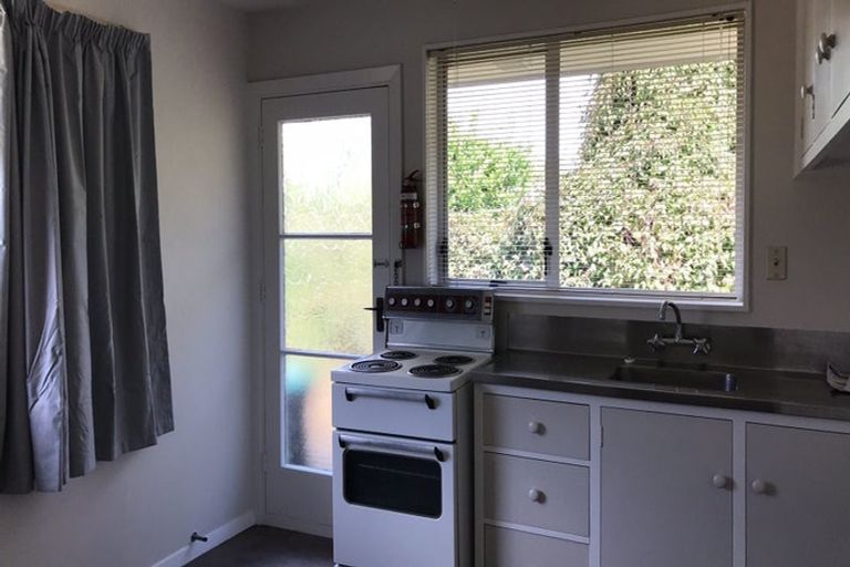 Photo of property in 26b Peer Street, Upper Riccarton, Christchurch, 8041