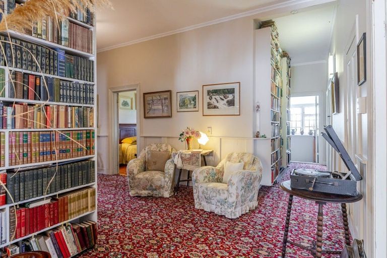 Photo of property in 1 Mclean Street, Woodville, 4920