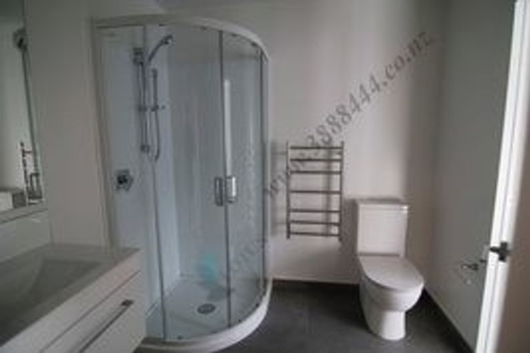 Photo of property in 2/255 Kilmore Street, Christchurch Central, Christchurch, 8011