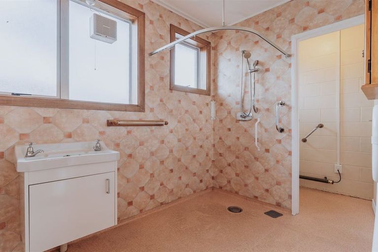 Photo of property in 19a Essex Street, Balclutha, 9230