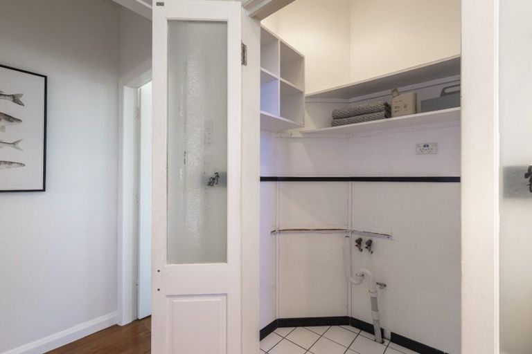 Photo of property in 40 Tukapa Street, Westown, New Plymouth, 4310