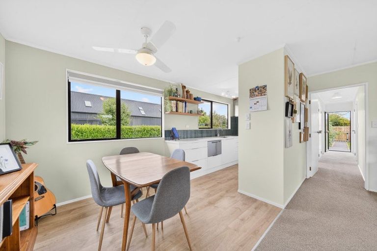 Photo of property in 43 Jellicoe Street, Greytown, 5712