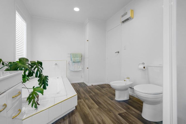 Photo of property in 213 Thornton Road, Cambridge, 3434