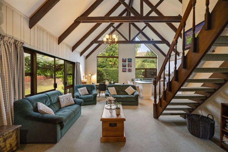 Photo of property in 36 Adamson Drive, Arrowtown, 9302