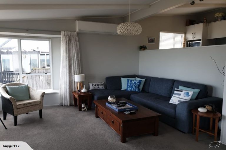 Photo of property in 111 North Shore Road, Eskdale, Napier, 4182