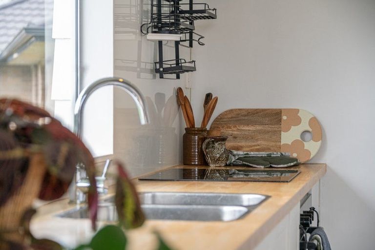 Photo of property in 129 Awaroa Road, Helensville, 0800