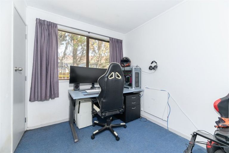 Photo of property in 1/10 Hillman Place, Ranui, Auckland, 0612