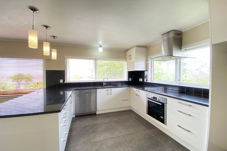 Photo of property in 30 Taitua Drive, Te Atatu South, Auckland, 0610