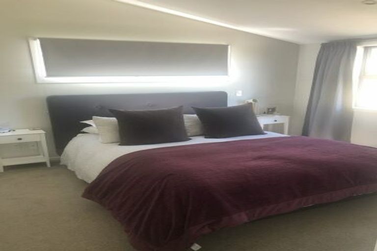 Photo of property in 6/20 Glanmire Road, Newlands, Wellington, 6037