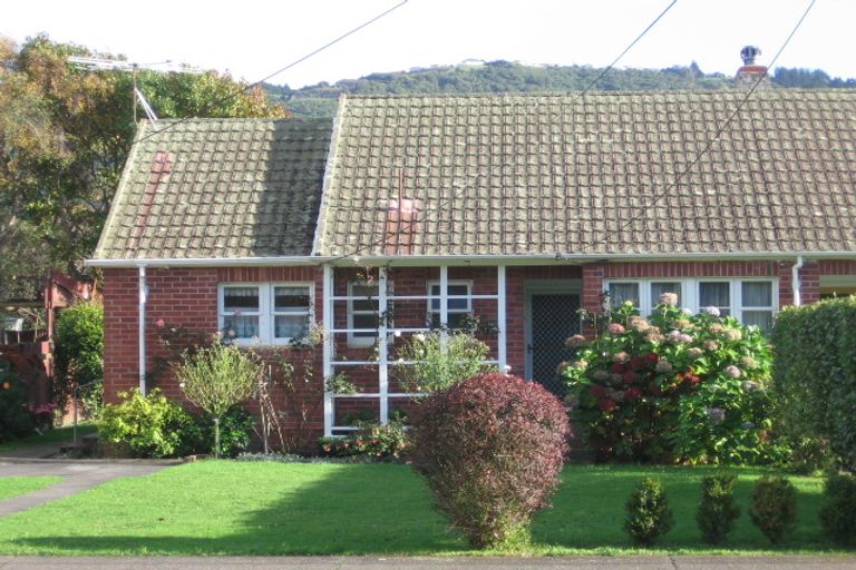 Photo of property in 1141 High Street, Taita, Lower Hutt, 5011