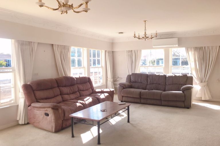 Photo of property in 225 St George Street, Papatoetoe, Auckland, 2025