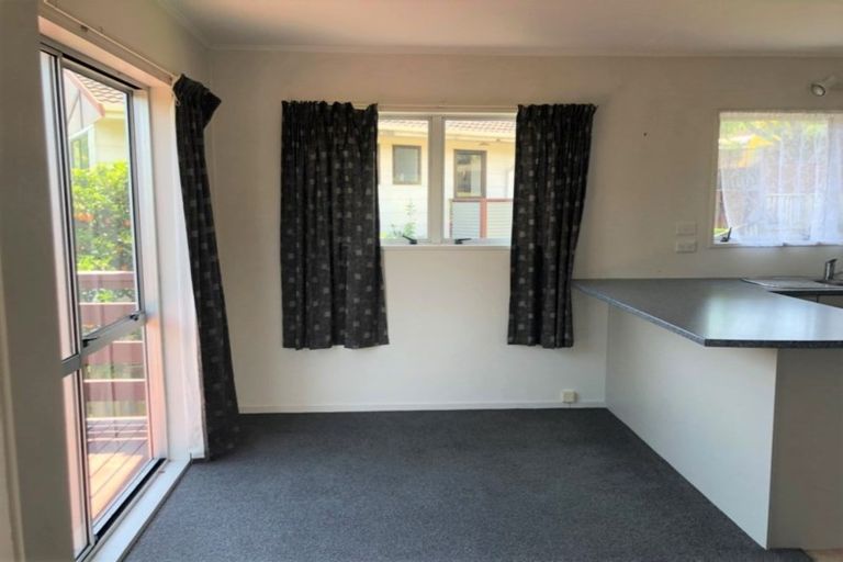 Photo of property in 40 Cumberland Crescent, Welcome Bay, Tauranga, 3112