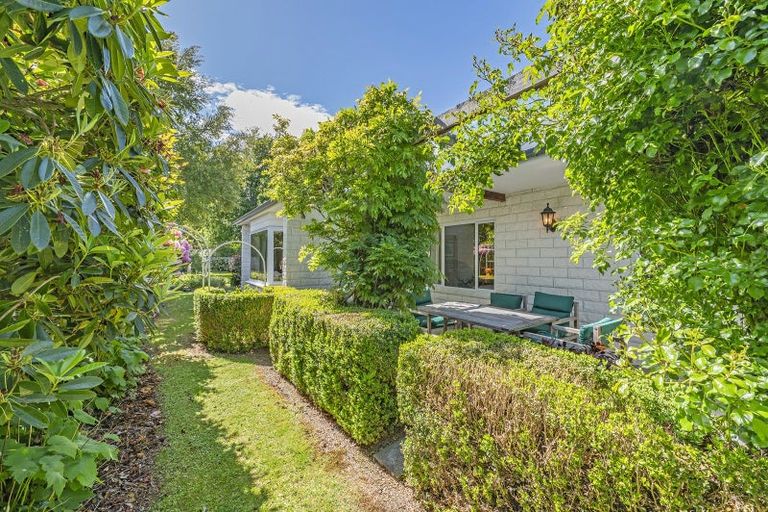 Photo of property in 30 Oakden Drive, Darfield, 7510