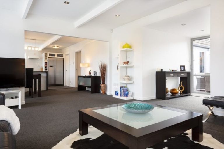 Photo of property in 5 Woodbank Street, Somerfield, Christchurch, 8024