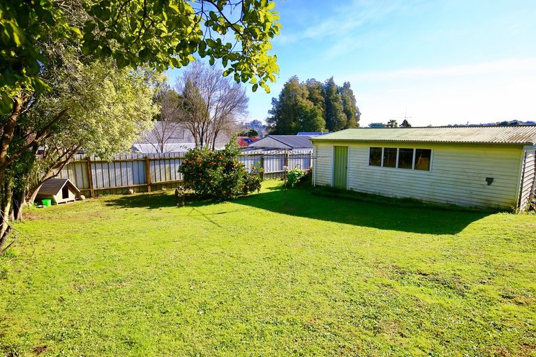Photo of property in 74 Tuhikaramea Road, Dinsdale, Hamilton, 3204