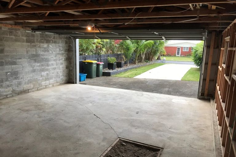 Photo of property in 8 Evelyn Place, Welbourn, New Plymouth, 4310