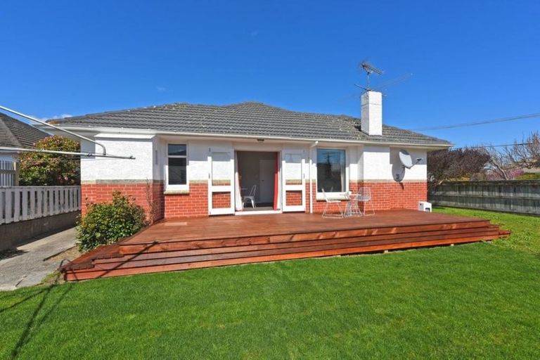 Photo of property in 2 Craig Grove, Elderslea, Upper Hutt, 5018