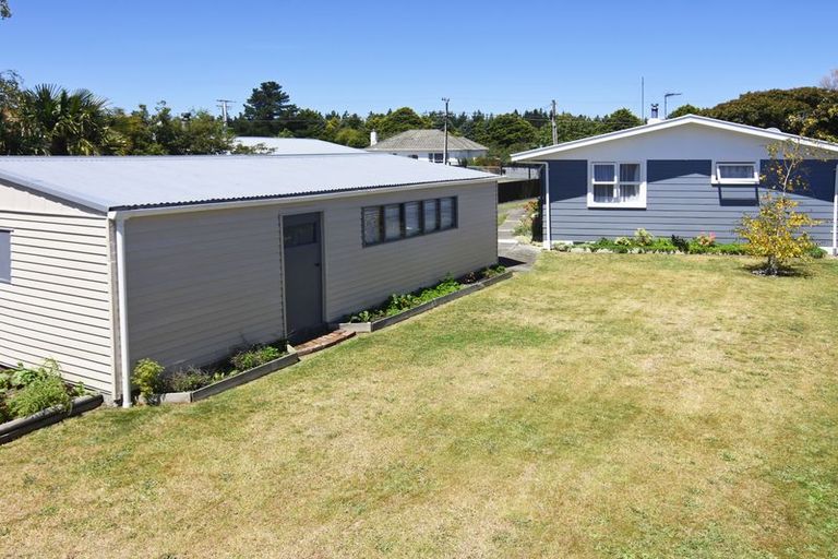 Photo of property in 63 River Road, Masterton, 5810