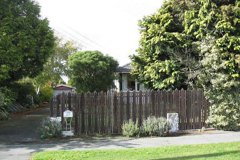 Photo of property in 28 Hounslow Street, Ilam, Christchurch, 8041