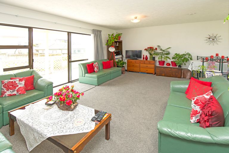 Photo of property in 19a Brixton Road, Manly, Whangaparaoa, 0930