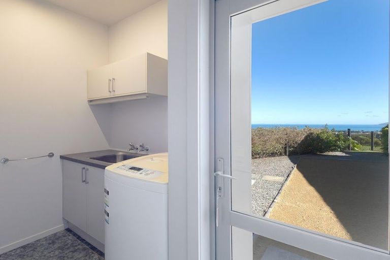 Photo of property in 5 Ocean Vista Lane, Paraparaumu, 5032
