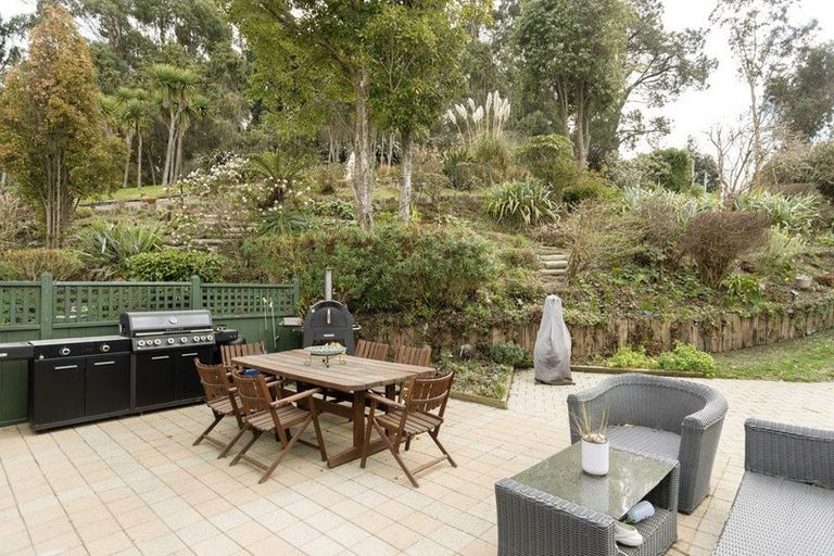 Photo of property in 16 Slade Street, Oamaru North, Oamaru, 9400