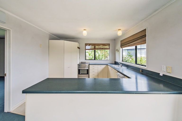 Photo of property in 39 Cross Street, Coalgate, 7673