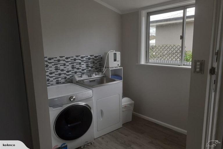 Photo of property in 19 Shackleton Street, Maraenui, Napier, 4110
