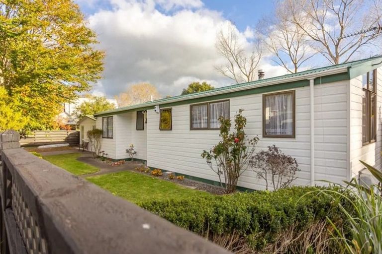 Photo of property in 12 Heaphy Street, Westown, New Plymouth, 4310