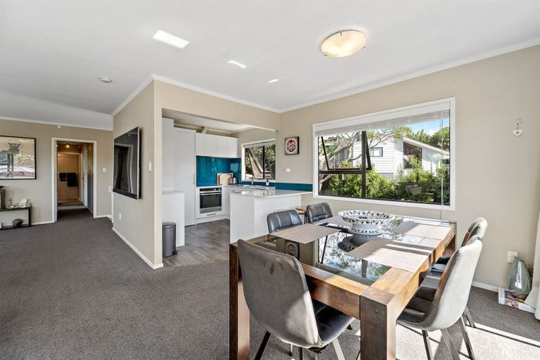 Photo of property in 10 Kenneth Hopper Place, Manly, Whangaparaoa, 0930